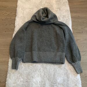 Express women charcoal gray mock neck sweater size XS
